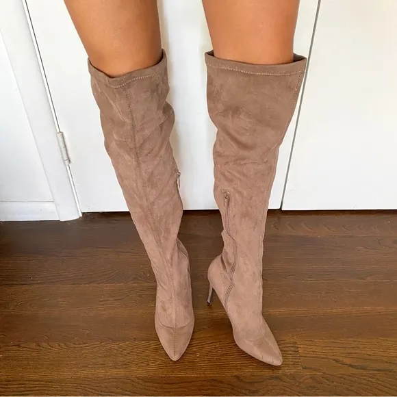 🍂 BRECKELLE’S TAN OVER THE KNEE FAUX SUEDE BEVERLY HEEL BOOTS!