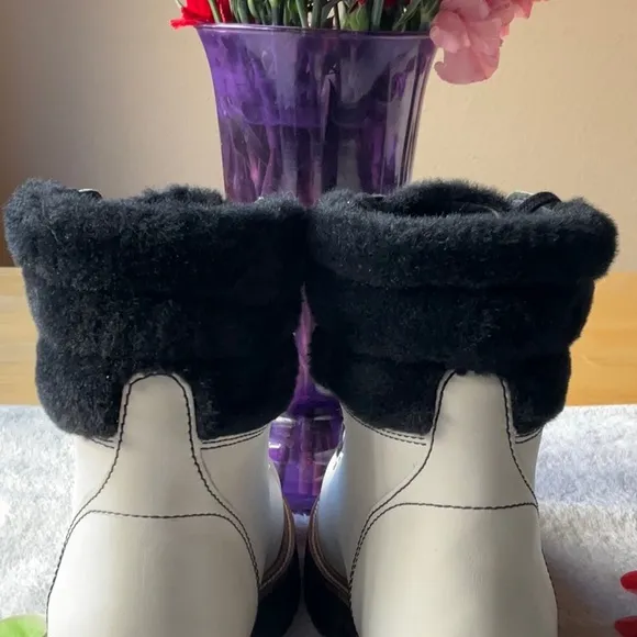 🥾 CLARKS ORIANNA BOOTS 🥾 EUC 🥾
