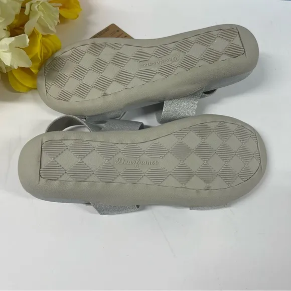 🩶 DEARFOAM SILVER SANDALS