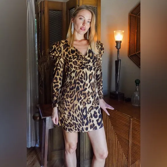#093 Leopard print mini dress