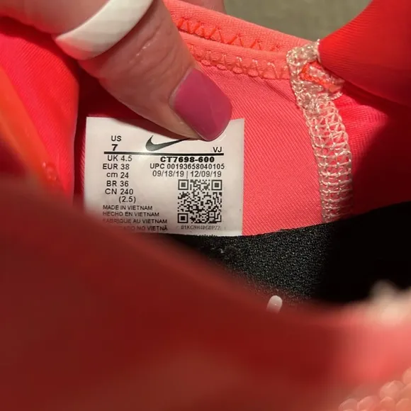 2090 Air max Womens hot pink/tangerine shoes