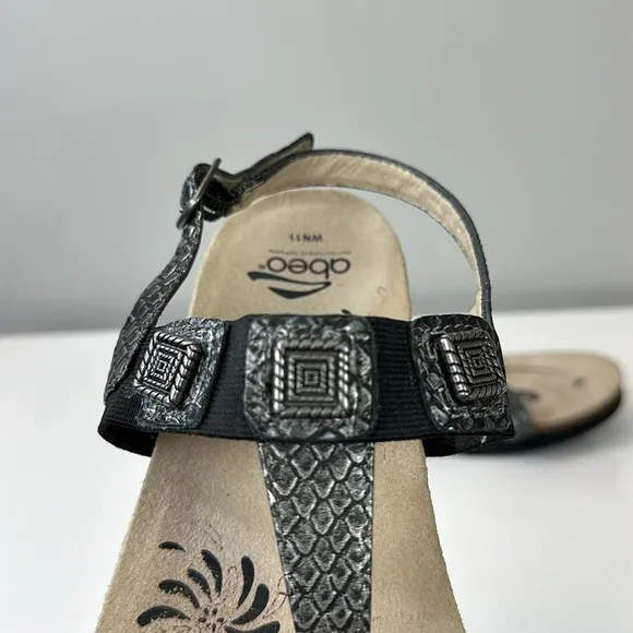 Abeo Pewter Snake Print Sandals Size 11
