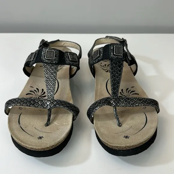 Abeo Pewter Snake Print Sandals Size 11