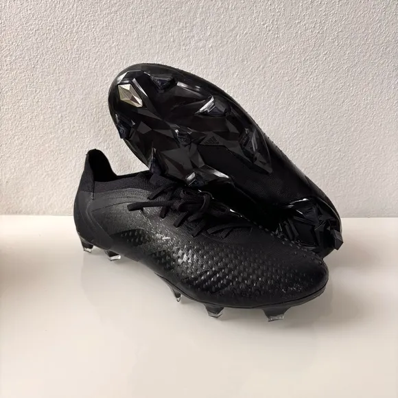 Adidas Predator Acurracy.1 Firm Ground Soccer Boots Men’s Size 7.5 Women’s 8.5