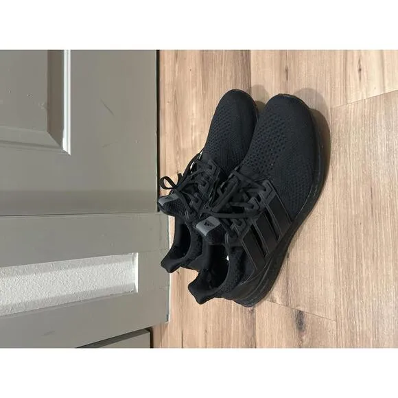 Adidas Ultraboost Running Shoes - Black **NO BOX