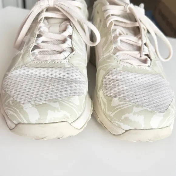 Adidas Women’s Dropset Trainer 2 Chalk White Alumina Athletic Sneakers
