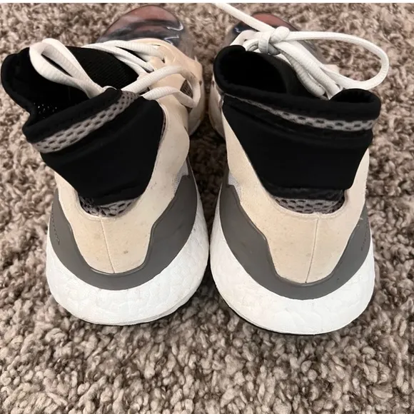 ADIDAS X STELLA MCCARTNEY ULTRABOOST 21 womens Size 7