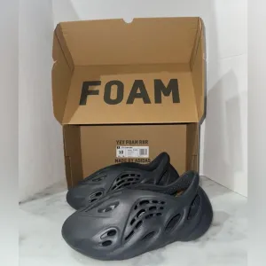Adidas YZY Foam RNR Black Shoes
