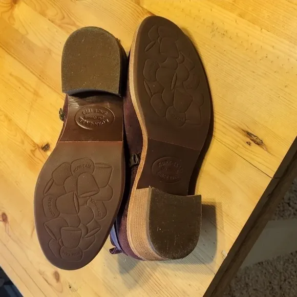 Advance Your Style Tech with these Kork-Ease Mesa Booties!