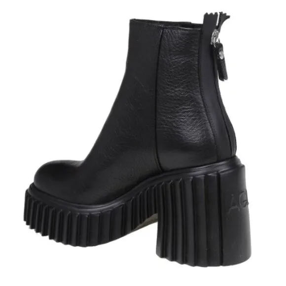 AGL Tiggy Ridged Sole Platform Ankle Boots Block Heel  Size 38.5 (US 8)