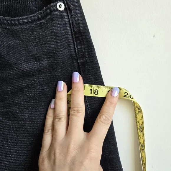 Agolde Size 26 90s pinch Waist High‎ Rise Straight Stone Wash Black Jeans