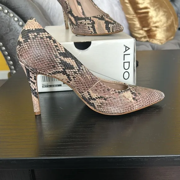 Aldo Salmon, gray and black Snakeskin Patterned Women's Pumps