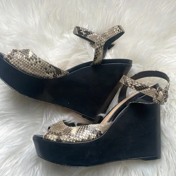 ALEXANDRE BIRMAN. Animal Print Sandals.Size 40. Used in excellent condition
