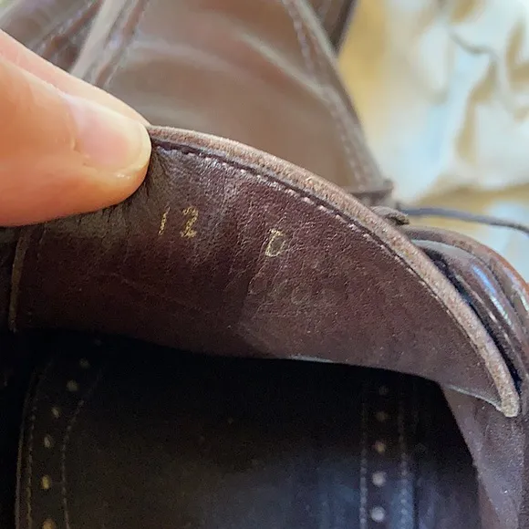 Allen Edmonds Tribeca in Brown. EUC!