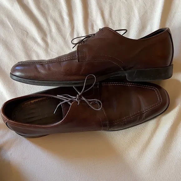 Allen Edmonds Tribeca in Brown. EUC!