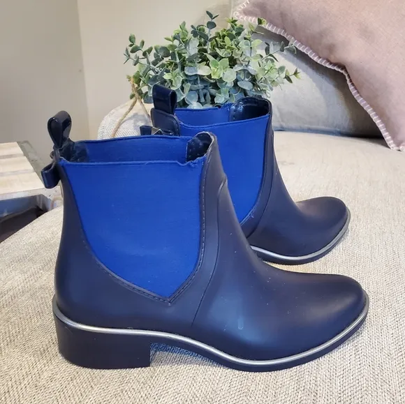 Almost new Kate Spade rain boots size 35 5 36 6