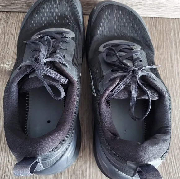 Altra Paradigm 5 Men's Black Running Shoes 8.5