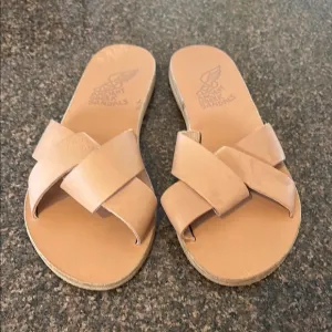 ANCIENT GREEK LADIES TAN SLIP ON SANDALS-8