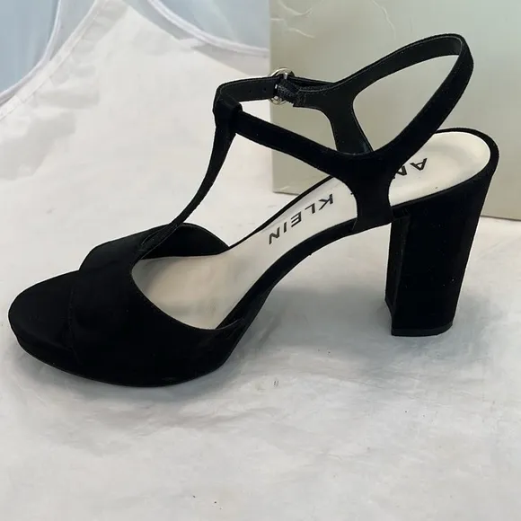 Anne Klein Vita Black Sandals