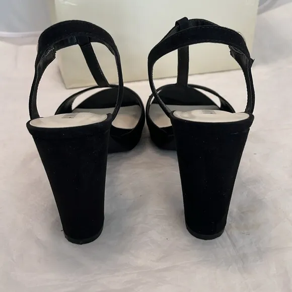 Anne Klein Vita Black Sandals