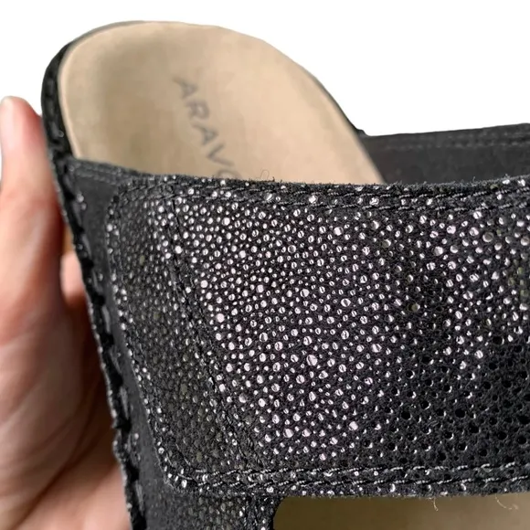 Aravon Black Metallic Suede Cambridge 2 Strap Sandal