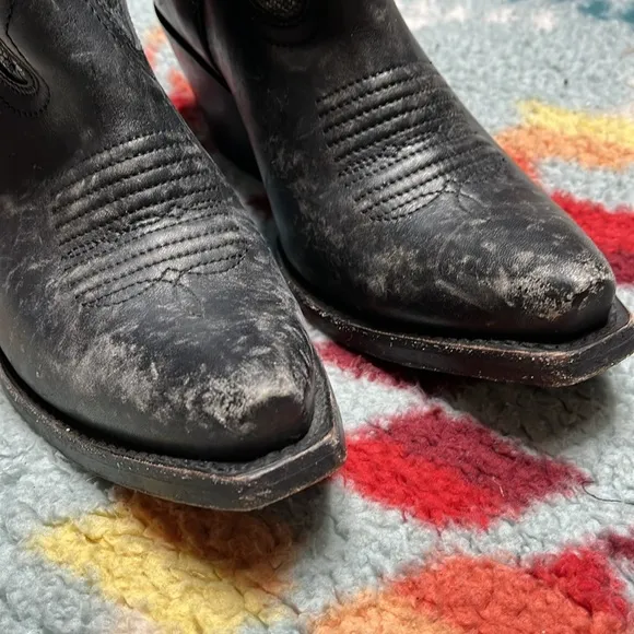 Ariat Hazel distressed black booties
