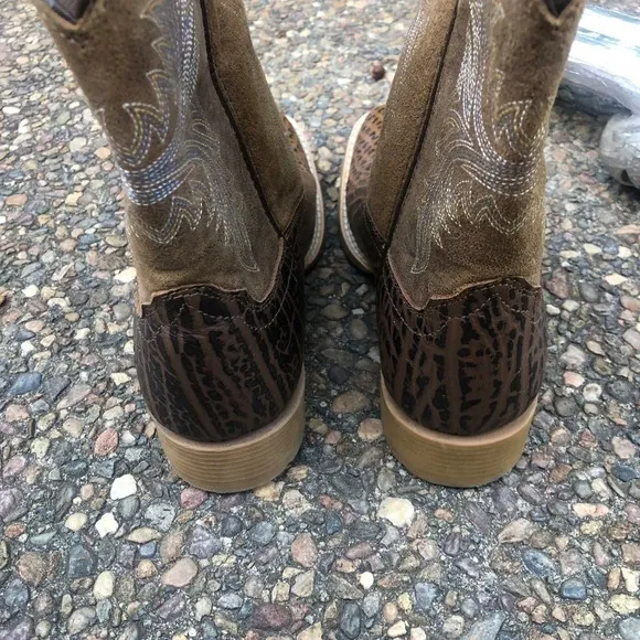 Ariat Kids Cowhand Western Boots Style 1002595 Size 2.5