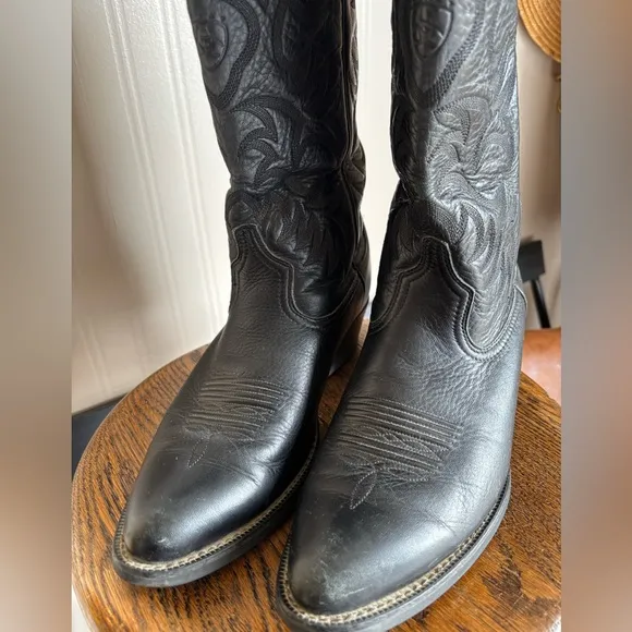Ariat Men’s Heritage R Toe Western Boots 9.5D