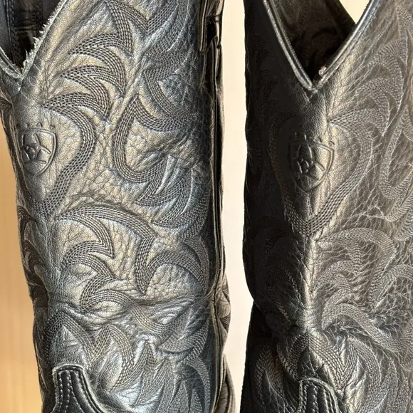 Ariat Men’s Heritage R Toe Western Boots 9.5D