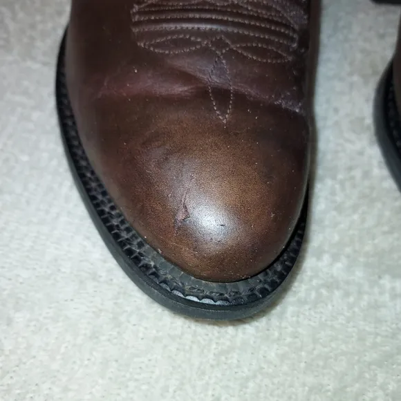 Ariat Sedona Lightly Distressed Brown Leather Western Boots size 9D