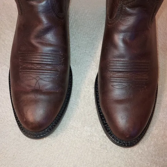 Ariat Sedona Lightly Distressed Brown Leather Western Boots size 9D