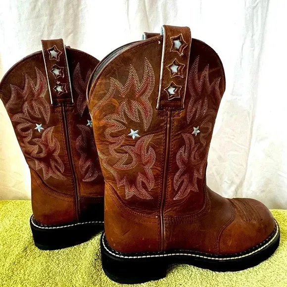 ARIAT WOMEN'S DRIFTWOOD PROBABY PERFORMANCE BOOTS ROUND TOE Women's Sz 6.5 FLAW