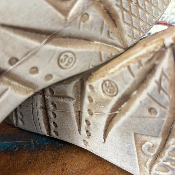 AS98 NIV Sandals in red leather. New in Box.
