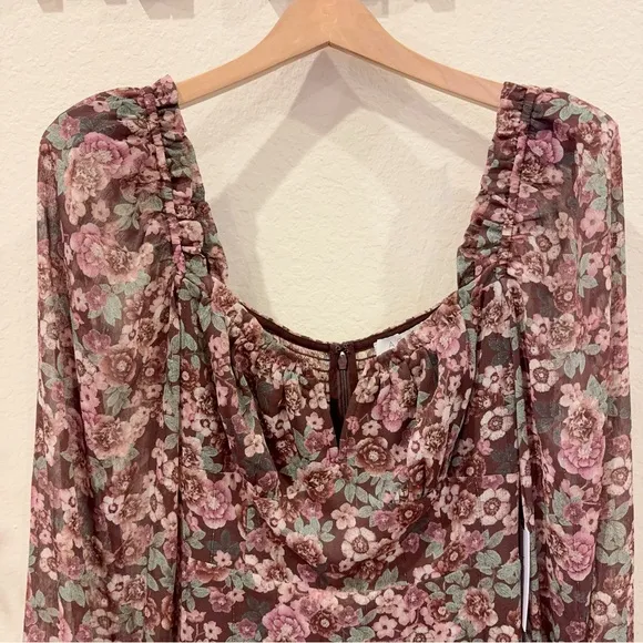 ASTR Floral V Front Long Sleeve Midi Dress in Brown Mauve Floral Size Small NWT