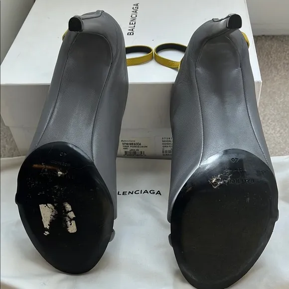 Balenciaga Women's Gray and Yellow Sandals