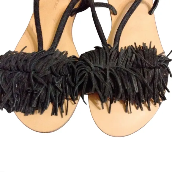 BANANA REPUBLIC Riley Fringe Sandal Black Suede Tassled Sandal Size 7.5