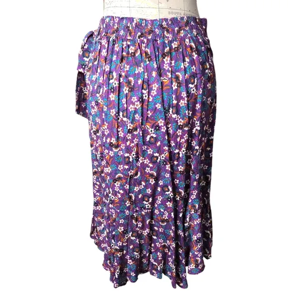 Band Of The Free Linaelle Size Medium Purple Floral Pull-bon Skirt Dark Romance