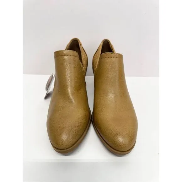 BareTraps Ankle Boots Size 8.5 Tan Block Heel Cushioned Insole Lightweight NEW