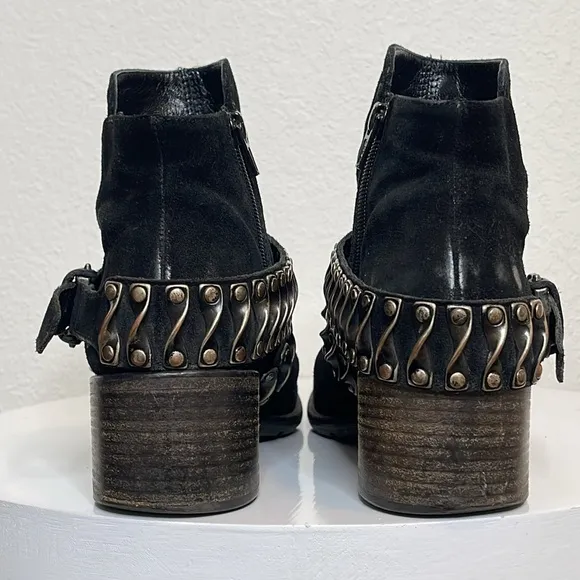 BARNEYS NEW YORK COOP DISTRESSED BLACK SUEDE LEATHER BELTED MOTO ANKLE BOOTS