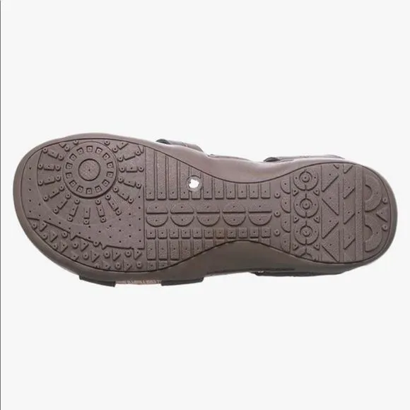 BearPaw Kai Wide II Sandals