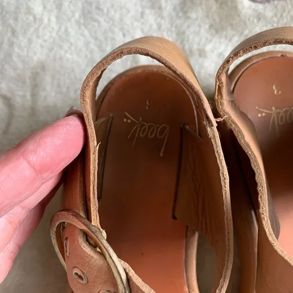 BEEK Swan Platform SandalHoney Neutral Size 8 US