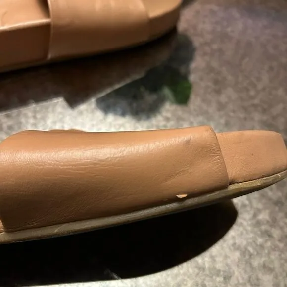 Beek Pelican Slide Sandals
