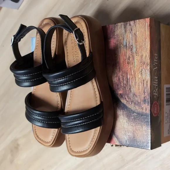 Bella Vita Women's Italy Ode-Italy Puffy Slingback Sandals