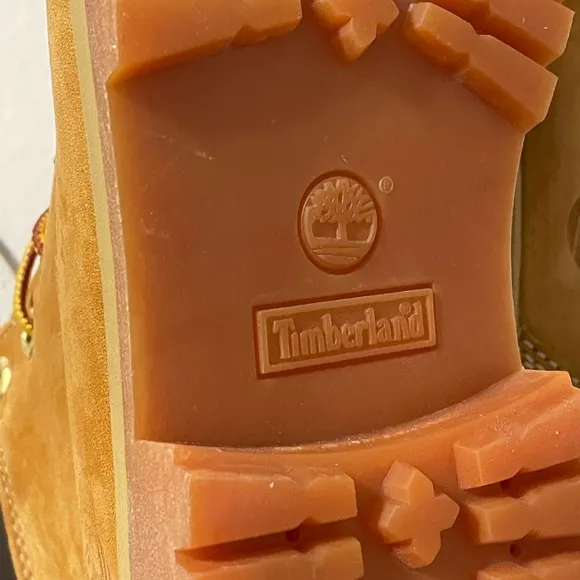 Big Kids Timberland 6&quot; FOLKSTONE Boots Junior size 3.5M camel Waterproof