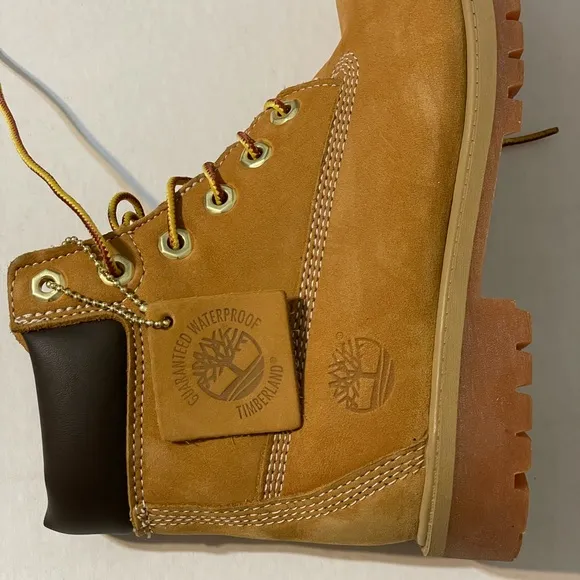 Big Kids Timberland 6&quot; FOLKSTONE Boots Junior size 3.5M camel Waterproof