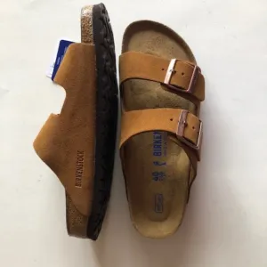 BIRKENSTOCK Arizona Suede Leather Soft footbed Sandals. Size: 9, 10, 12, 13