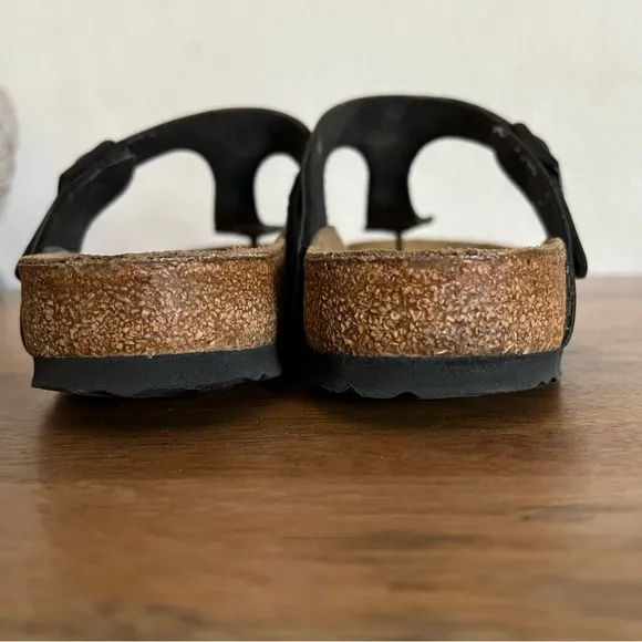 Birkenstock Gizeh Black Leather Sandals Size 6-6.5
