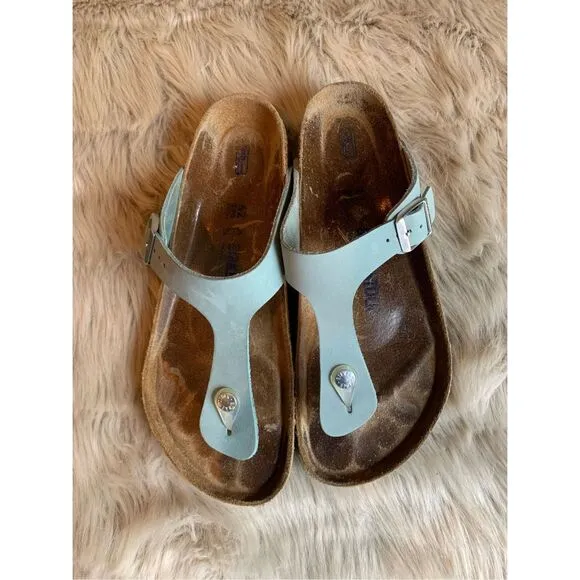 BIRKENSTOCK Gizeh Sandals