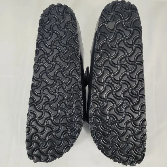 Birkenstock Unisex Arizona Essentials EVA Black Sandals Sz W8 M6 Narrow Fit NIB