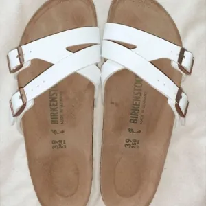 BIRKENSTOCK | White Yao Sandals